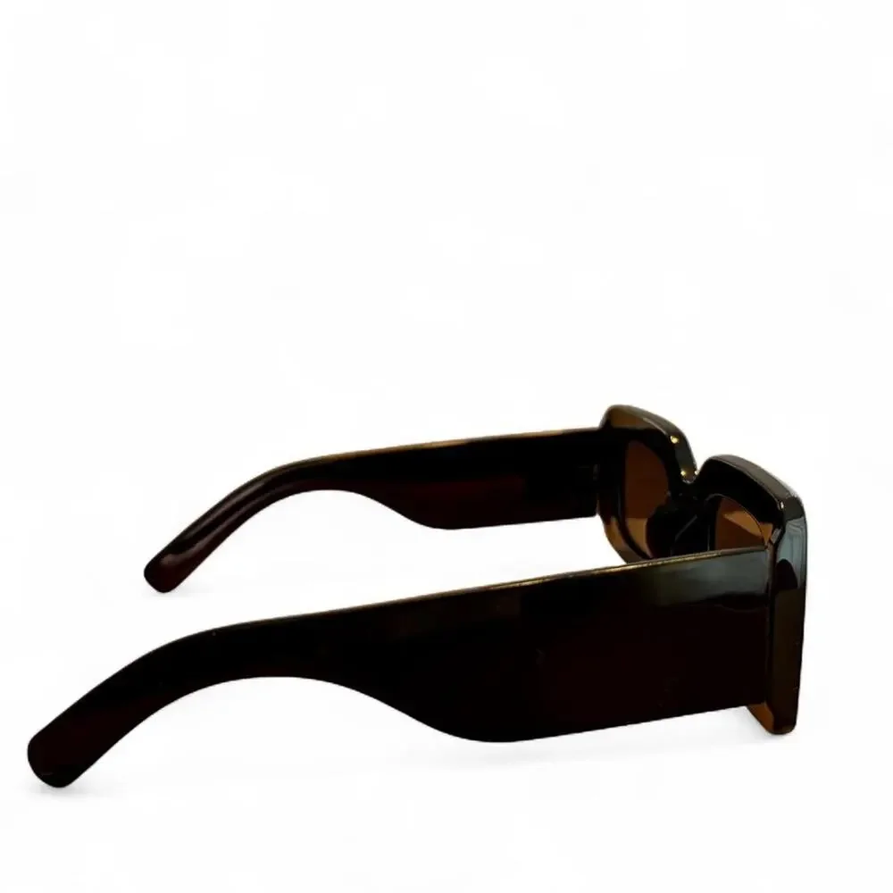 Black chunky rectangular retro sunglasses